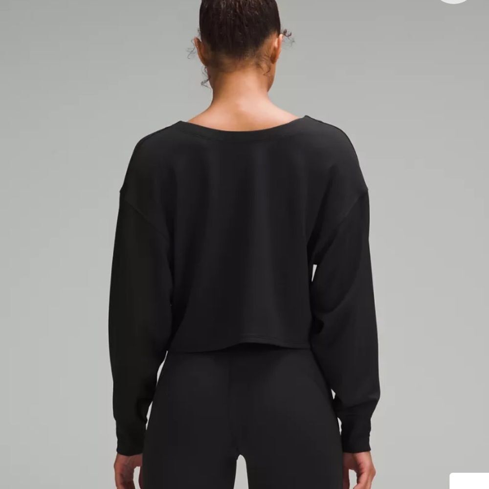 NWT New LULULEMON Front-to-Back Twist-Knot Pullov… - image 5